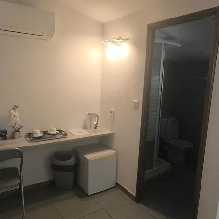 Casa Stella Pensión *